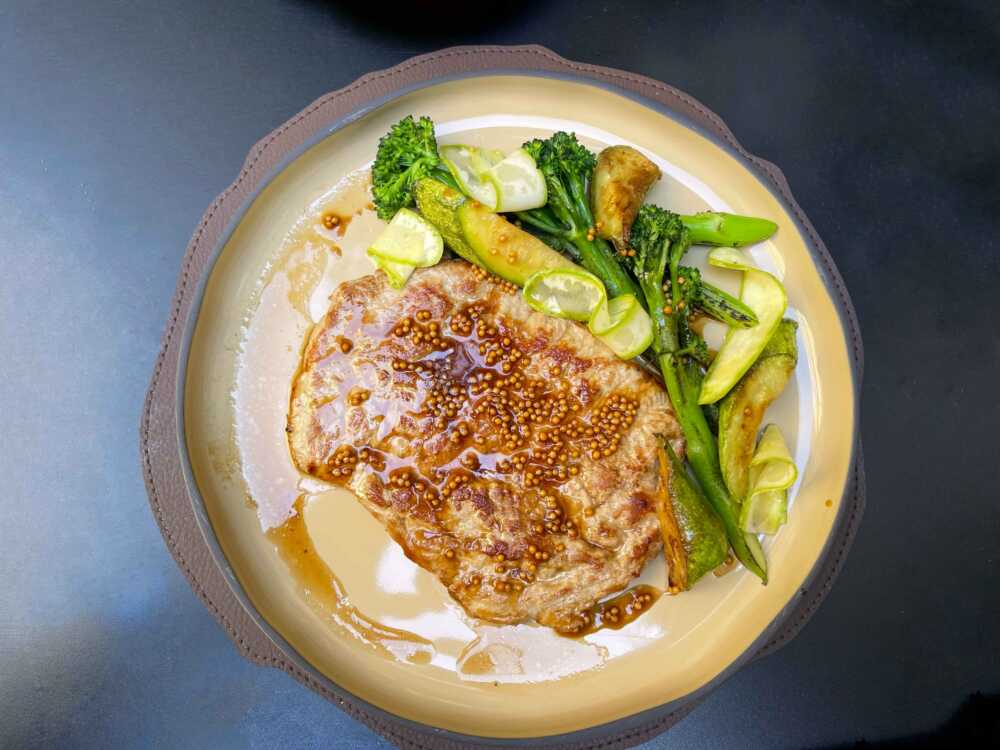 Maison Blossom plat de viande