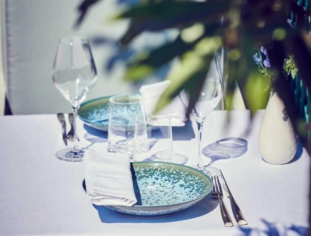 JL Coquet table Nymphéa dressée
