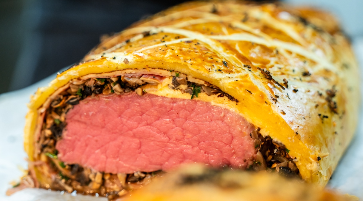 Le bœuf Wellington, spécialité de la brasserie Les Fous de l&rsquo;Île