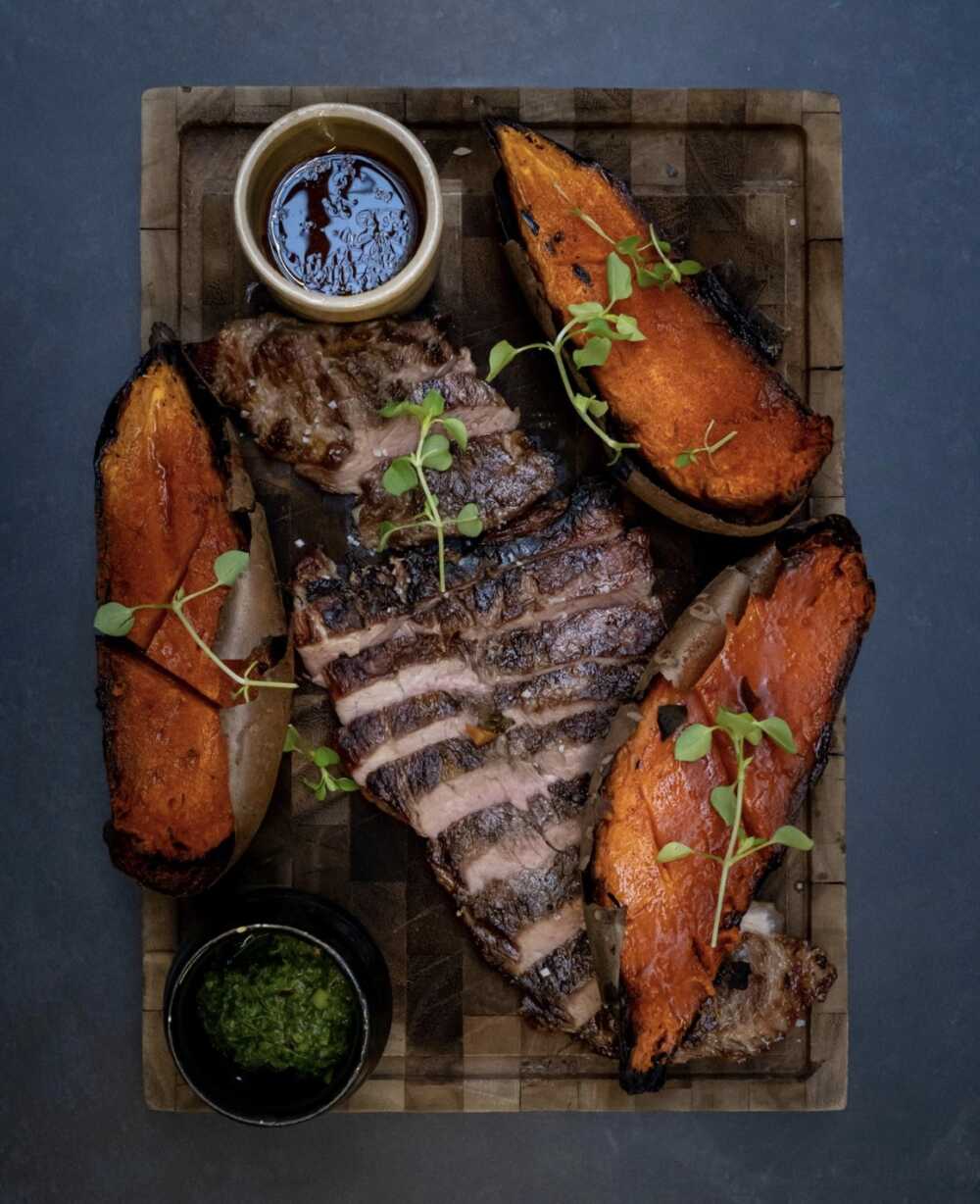 Restaurant Terra : viande coupée