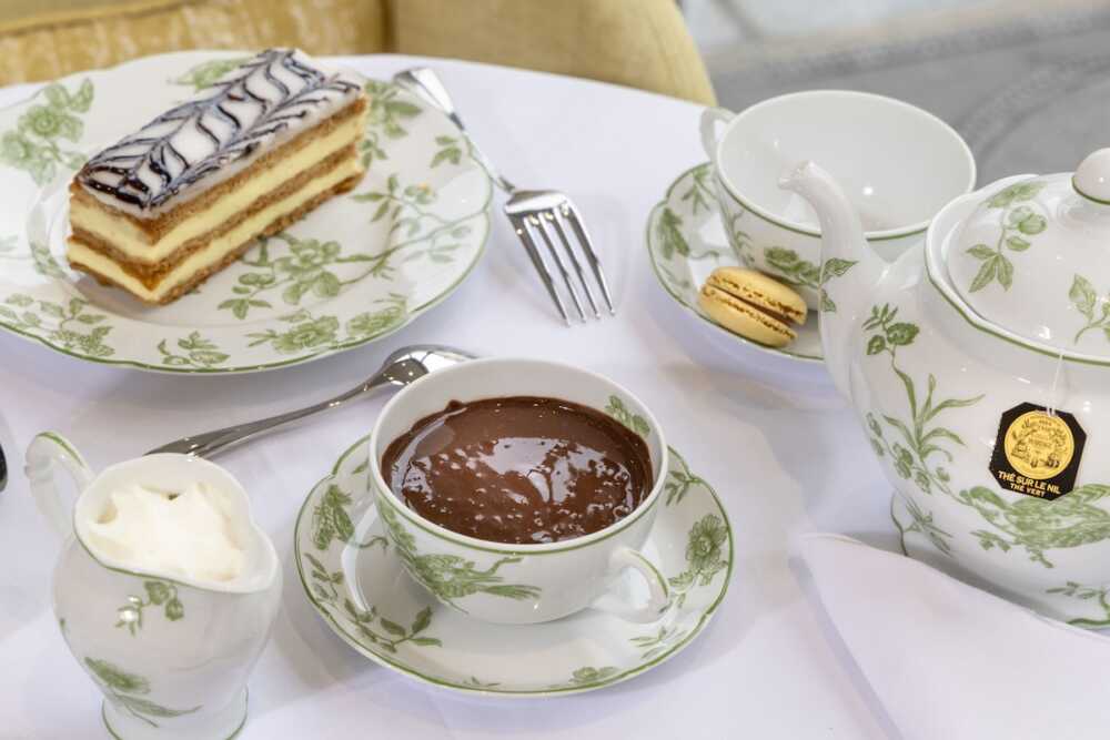 Claridge salon de thé