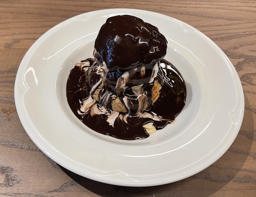 Black Angus profiterole