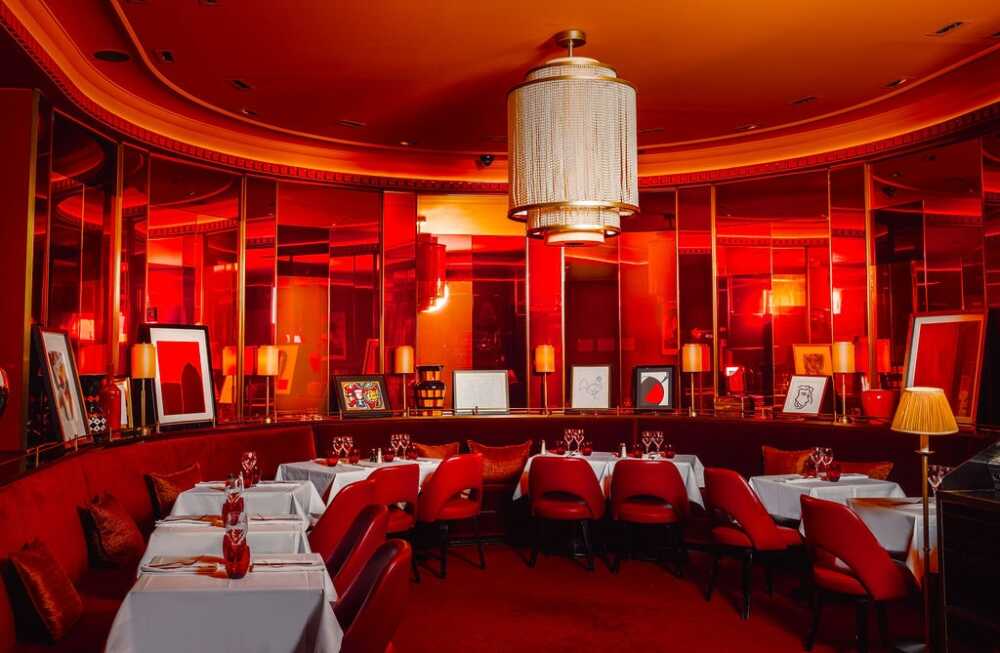 Chez Francis salle