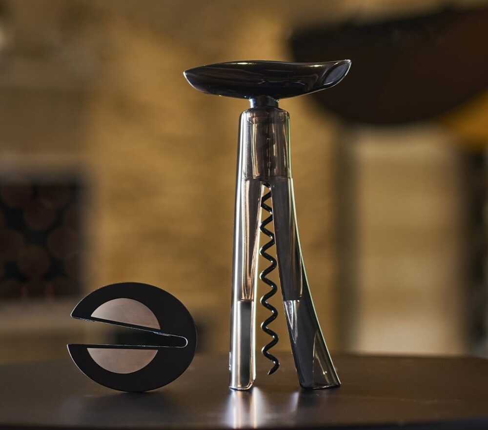 tire-bouchons sur la table