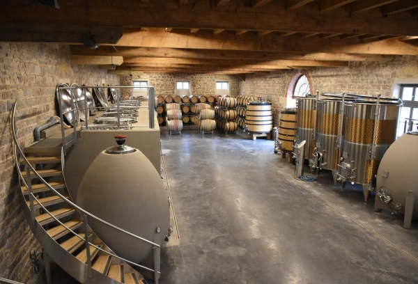 château de poncié cuverie