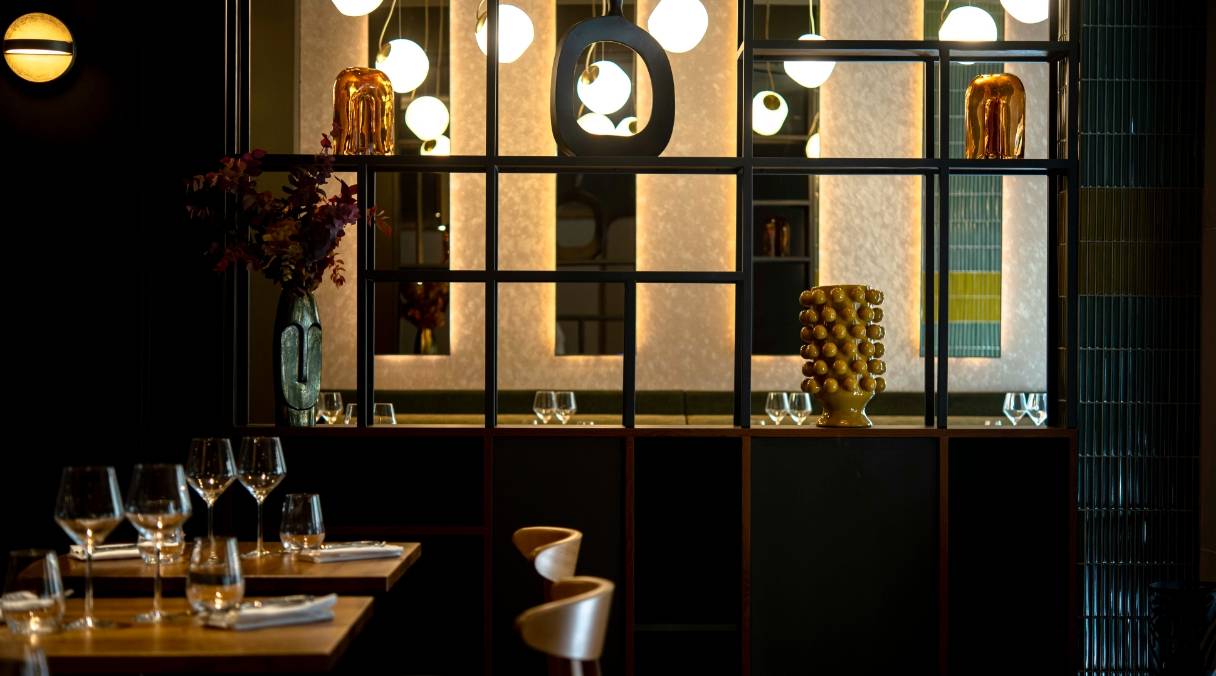 Créativité et plaisir gourmand dans l&rsquo;univers feutré de Sphère